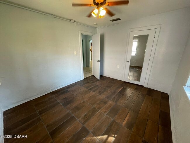 Building Photo - 113 Fox Pl