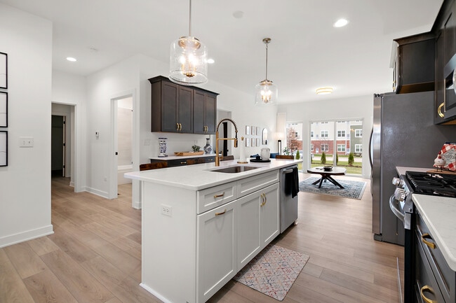 Building Photo - 2031 Isabella Ln