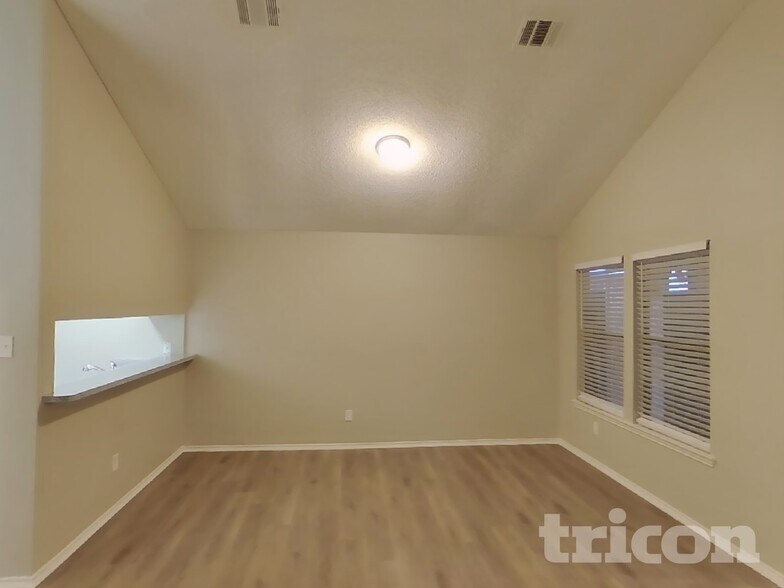 Building Photo - 4116 Amy Dr