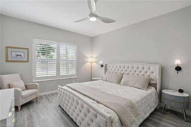 Building Photo - Stunning 2BR Condo in Naples - Lease for three (3) to 12 month.