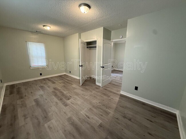 Building Photo - 2250 Stovall Ave