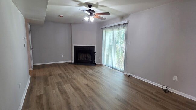 Building Photo - Charming Updated Home in Quiet Atco Neighb...