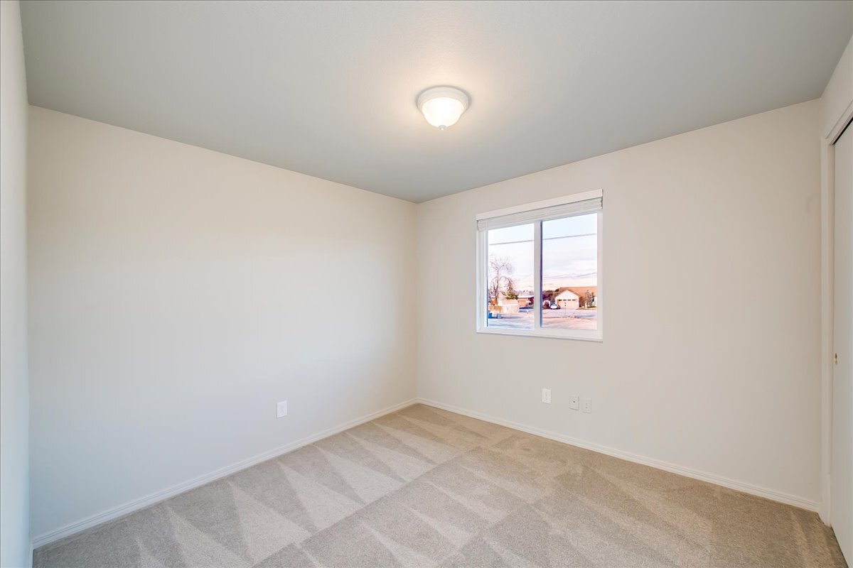 Building Photo - 2376 W Panama St