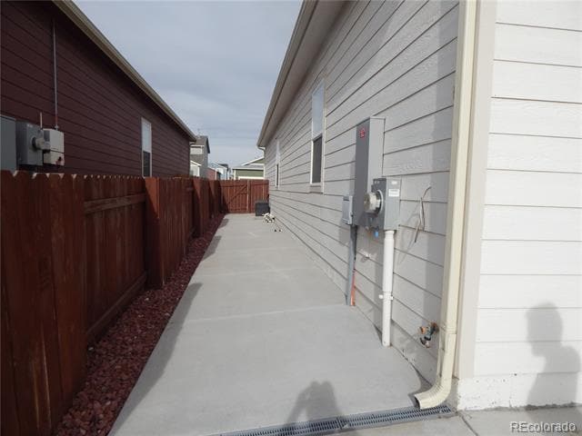 Building Photo - 304 Foster Ave