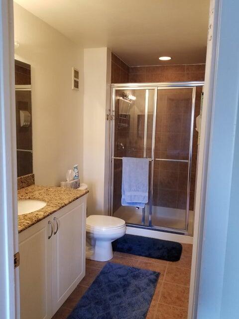 Building Photo - 4887 Via Palm Lakes Via