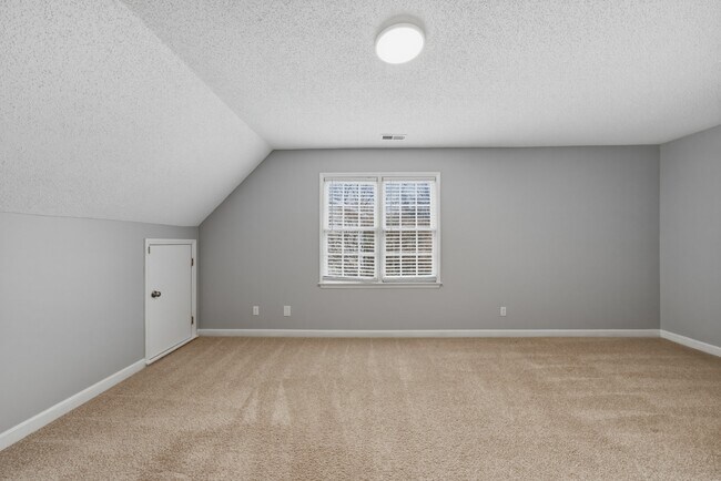 Building Photo - 8504 Powis Cir