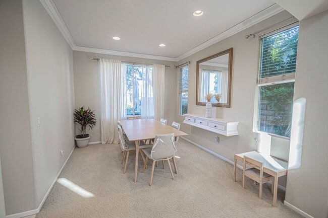 Building Photo - Stunning 4-Bedroom Home with Downstairs Bed/Bath, Views, and Remodeled Kitchen!