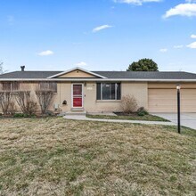 Building Photo - 5 Bedroom Taylorsville Home