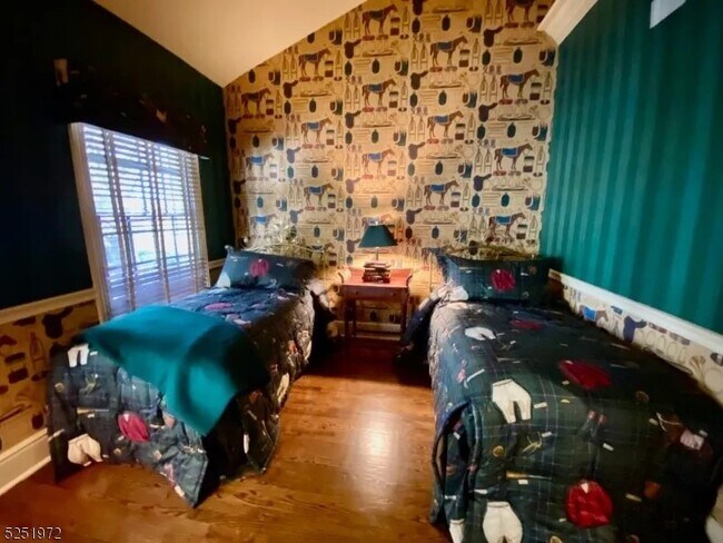 Third Bedroom - 1 Hurlingham Club Rd