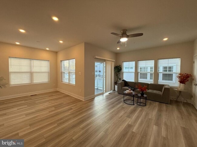 Building Photo - 6828 Winterhill Ln