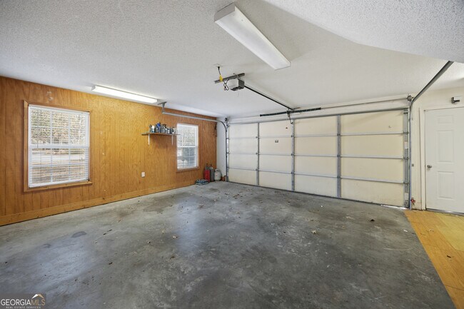 Building Photo - 307 Purple Plum Dr