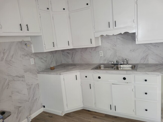 Kitchen - 5001 41st Way N