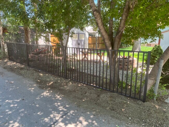Building Photo - 2275 Gray St