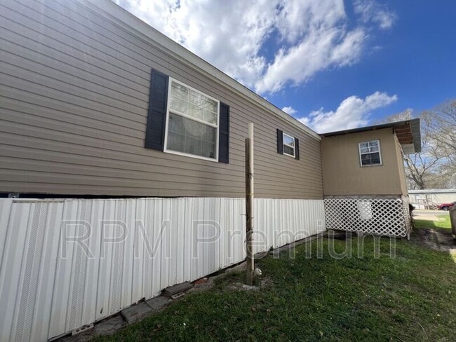 Building Photo - 5510 Lavey Ln