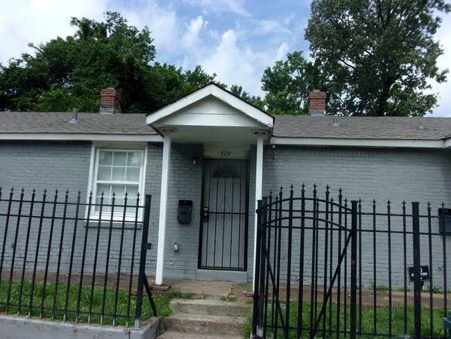 Building Photo - 525 Baltimore St