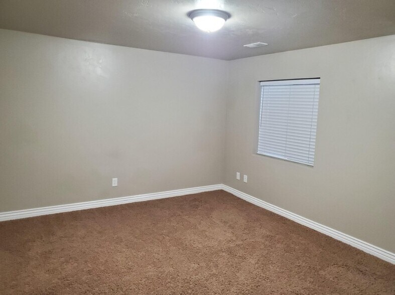 Building Photo - 13722 Mt Cortina Way