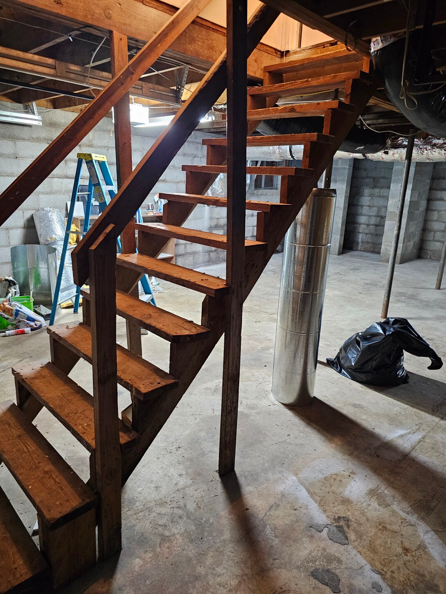 Building Photo - 354 Foxglove Dr