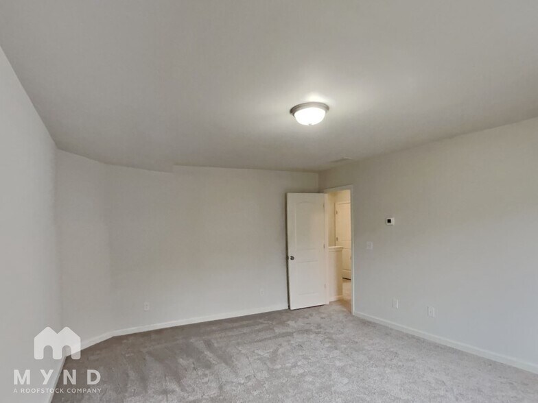 Building Photo - 344 Freeman Cir