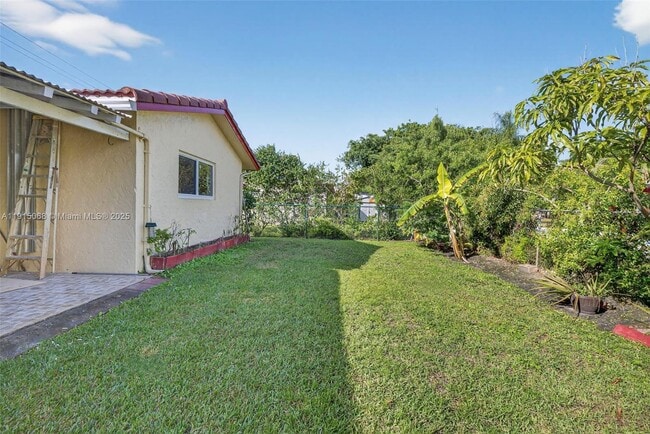 Building Photo - 11301 NW 39th St