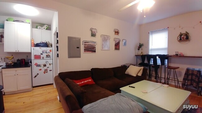 Building Photo - 58 Westland Ave