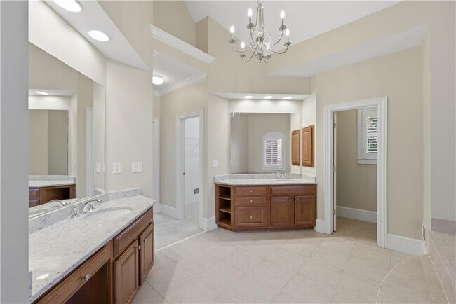 Building Photo - 179 Grandmar Chase