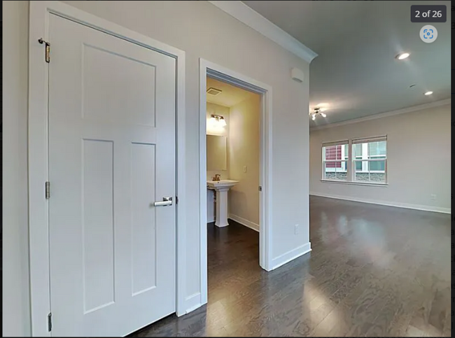 Building Photo - 2079 Oglethorpe Dr