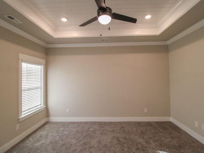 Building Photo - LIKE NEW Home in Natures Cove West in Athe...