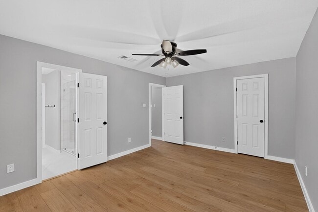 Building Photo - 30 Crestwood Dr