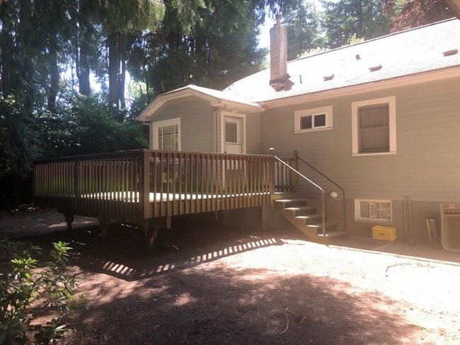 Building Photo - 8528 SW 35th Ave