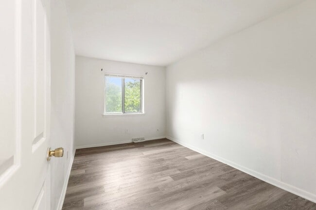 Building Photo - Unparalleled convenience and accessibility...
