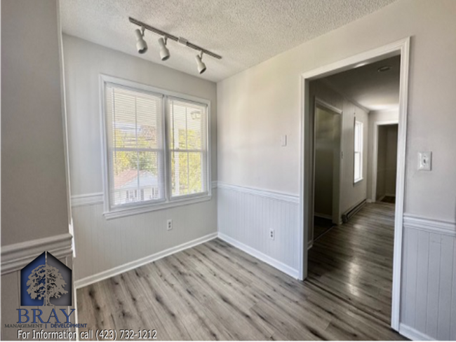 Building Photo - 700 Antioch Rd