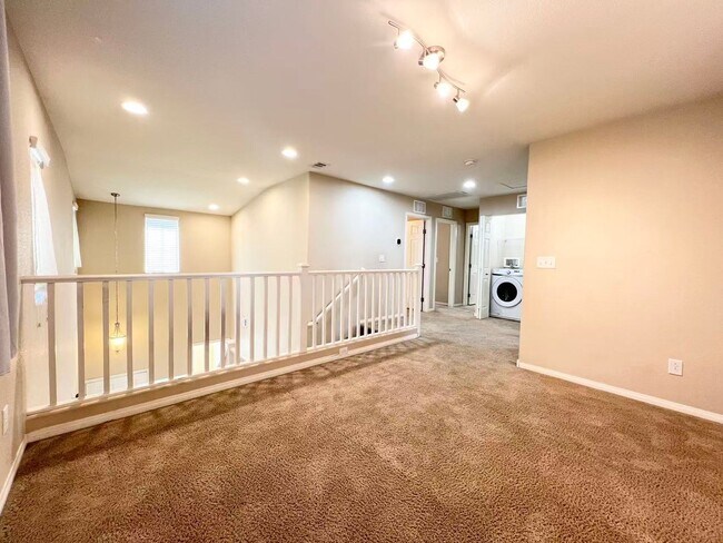 Building Photo - Charm House In Southern Highlands