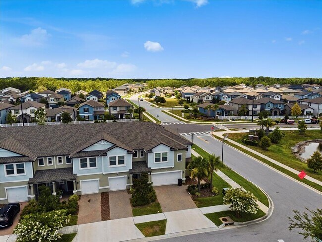 Building Photo - 9735 Ashworth Pl