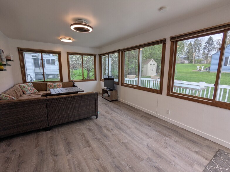 Building Photo - 6413 Woodington Way