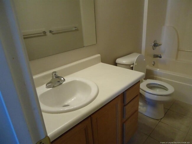 Building Photo - 3694 Pioneer Dr