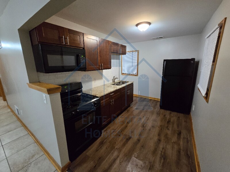 Building Photo - 7537 Birch Ave