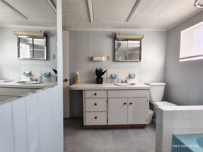 Building Photo - 31 Indiana St