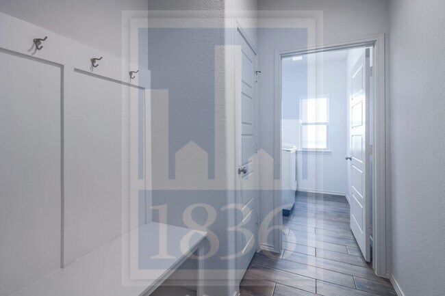 Building Photo - 308 Lacey Oak Lp