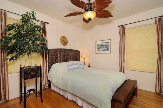 Building Photo - 2209 D St