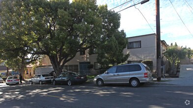 Building Photo - Franklin Apts