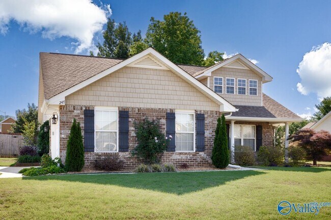 Building Photo - 247 De Jan Rd