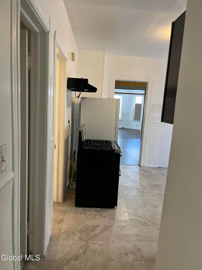 Building Photo - 1638 Van Vranken Ave.