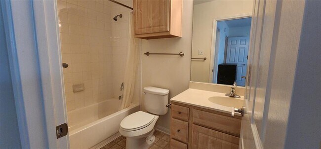 Building Photo - 2211 Place Rebecca Ln