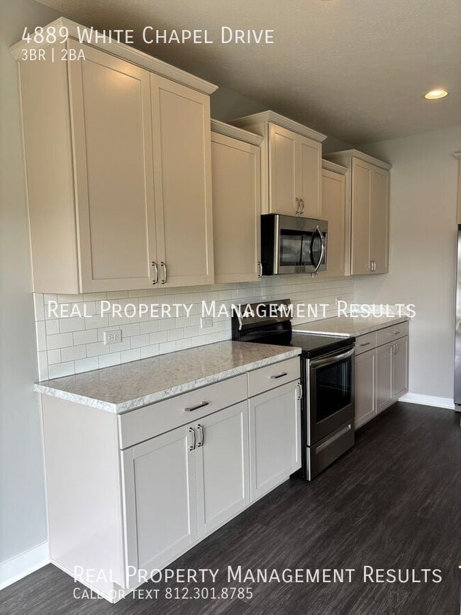 Building Photo - 4889 White Chapel Dr