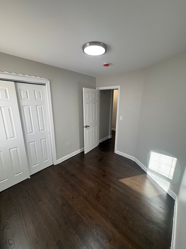 Building Photo - 19 Mill St