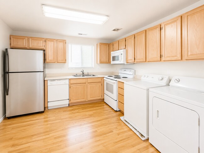 Building Photo - Lovely 2 Bedroom Apartment in Provo