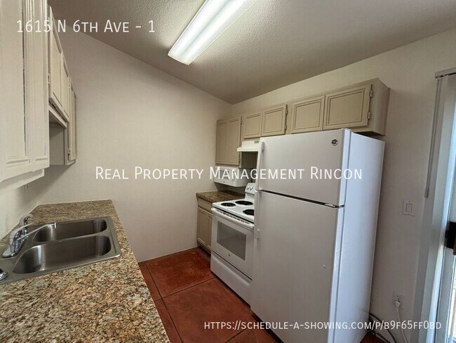 Building Photo - 1615 N 6th Ave