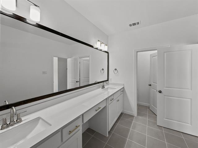 Building Photo - 8980 Samara St