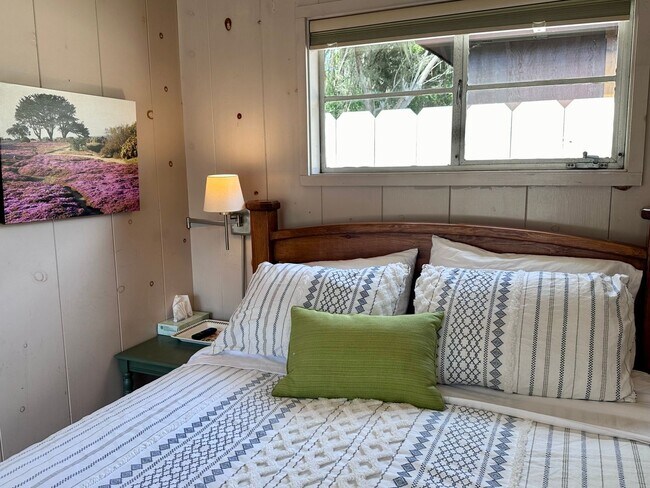 Building Photo - Idyllic Fully Furnished Cottage in Asilomar Dunes Available Monthly