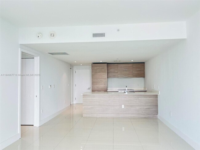 Building Photo - 1300 S Miami Ave